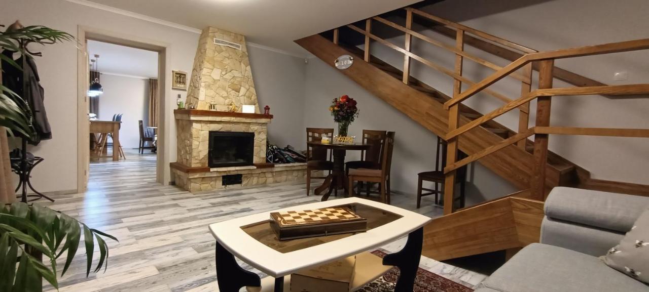 Conacul Mierii Villa Straseni Ngoại thất bức ảnh